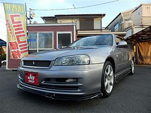 Nissan SKYLINE 