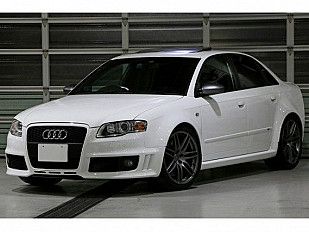 Audi RS4 
