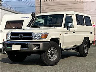 Toyota LAND CRUISER 