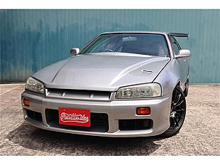 Nissan SKYLINE 