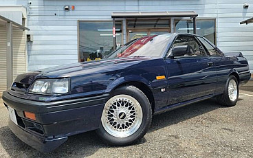 NISSAN SKYLINE 