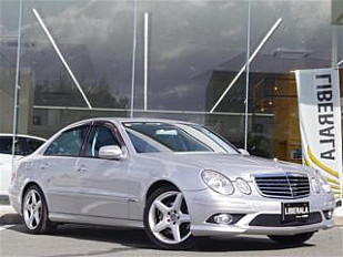 Mercedes E-CLASS 