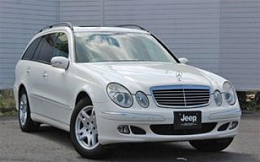 Mercedes E-CLASS 