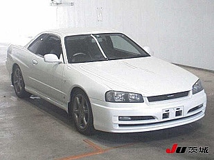 NISSAN SKYLINE 