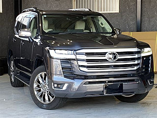 TOYOTA LAND CRUISER 