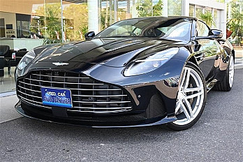 ASTON MARTIN DB12
