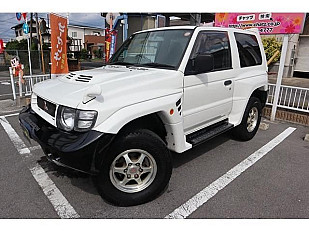 MITSUBISHI PAJERO 
